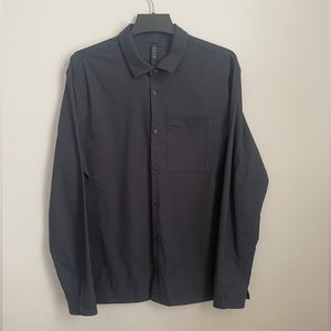 Lululemon Mens charcoal gray button down XL